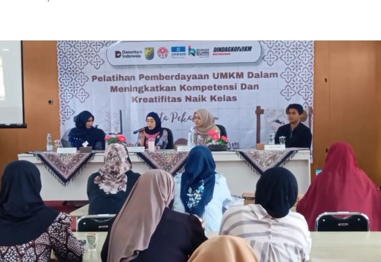 Rumah BUMN Telkom Pekalongan Perkuat UMKM Lewat Pelatihan AI Rumah BUMN Telkom Pekalongan Perkuat UMKM Lewat Pelatihan AI