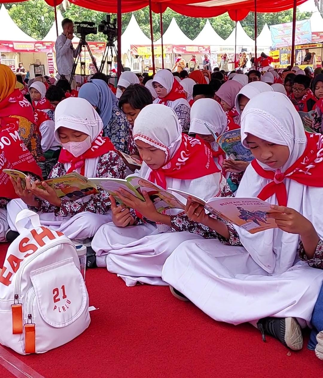 Baca Buku Baca Buku