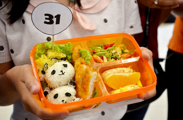 Makanan Makanan