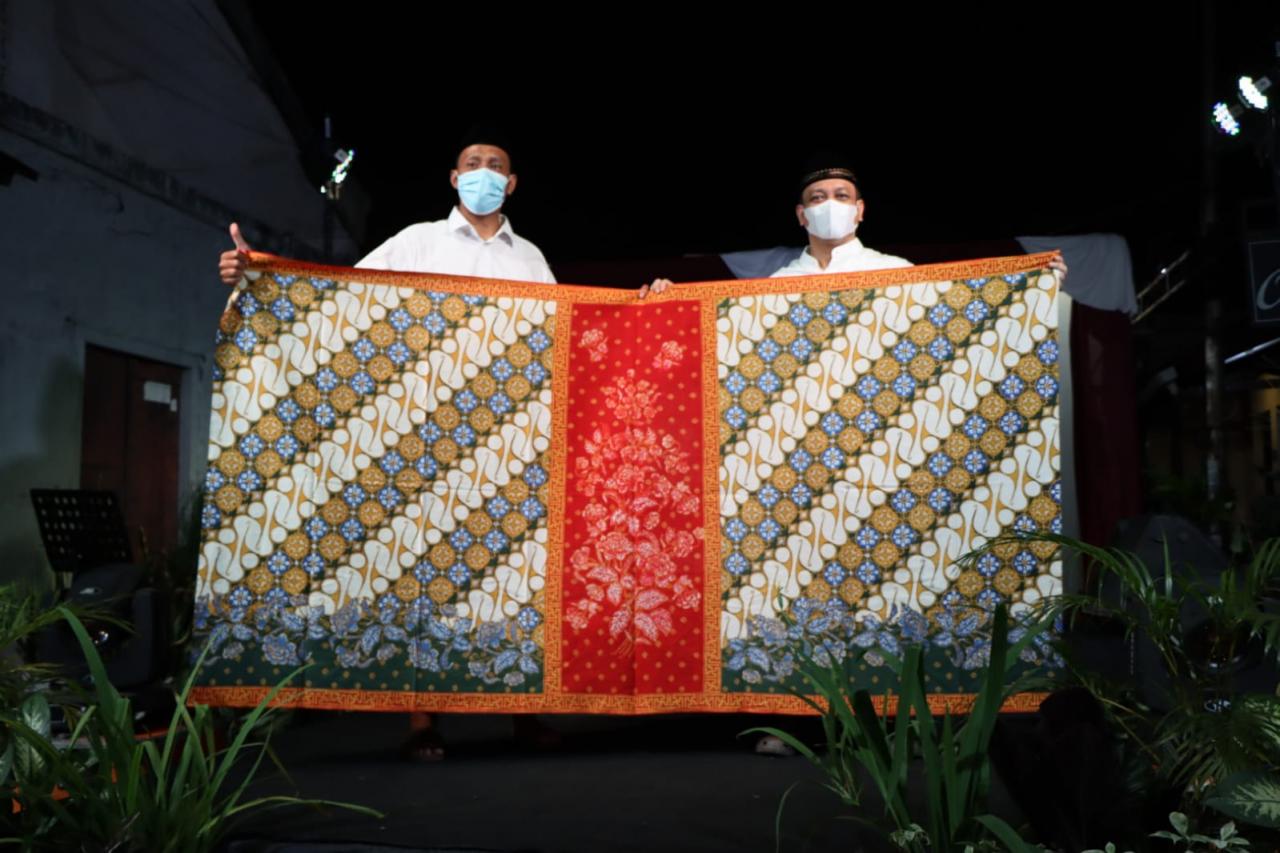 Sarung Batik