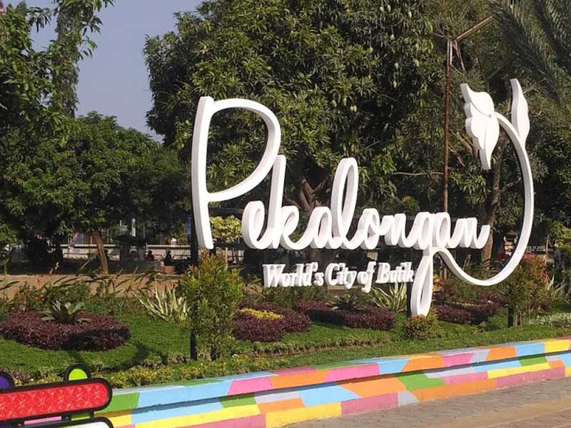 DLH Lakukan Pemeliharaan Sejumlah Taman
