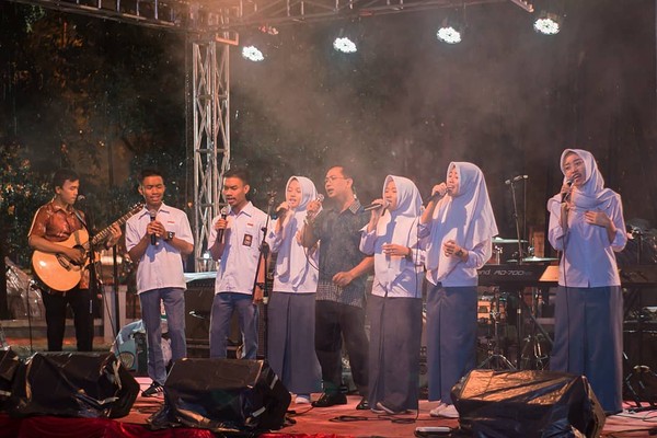 Lomba Vokal Grup