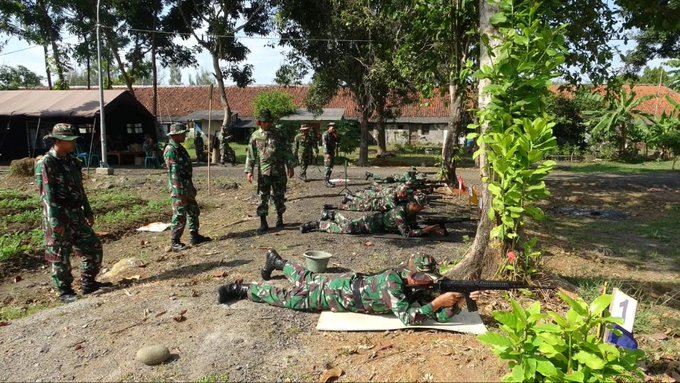 Latihan Tembak