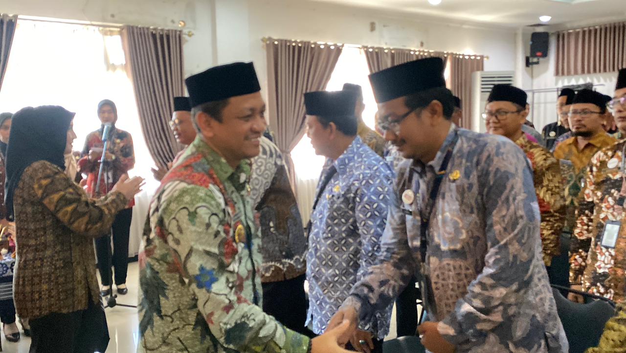 Pelantikan 62 Pejabat di Aula Kantor BPKAD Kota Pekalongan, Kamis (23/4)