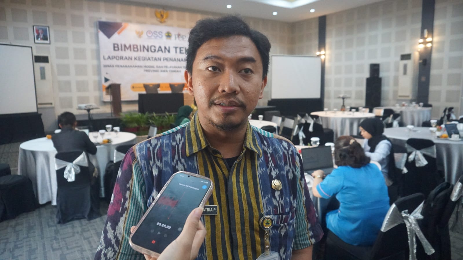 Penata Kelola Penanaman Modal Ahli Pertama DPMPTSP Provinsi Jawa Tengah, Aldriyan Satria P. Penata Kelola Penanaman Modal Ahli Pertama DPMPTSP Provinsi Jawa Tengah, Aldriyan Satria P.