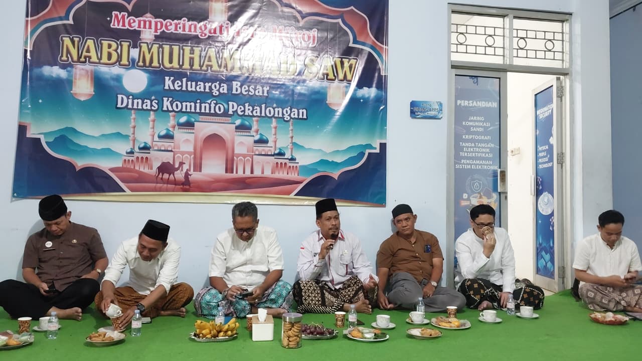Dinkominfo Peringati Isra Miraj Nabi Muhammad SAW Dinkominfo Peringati Isra Miraj Nabi Muhammad SAW
