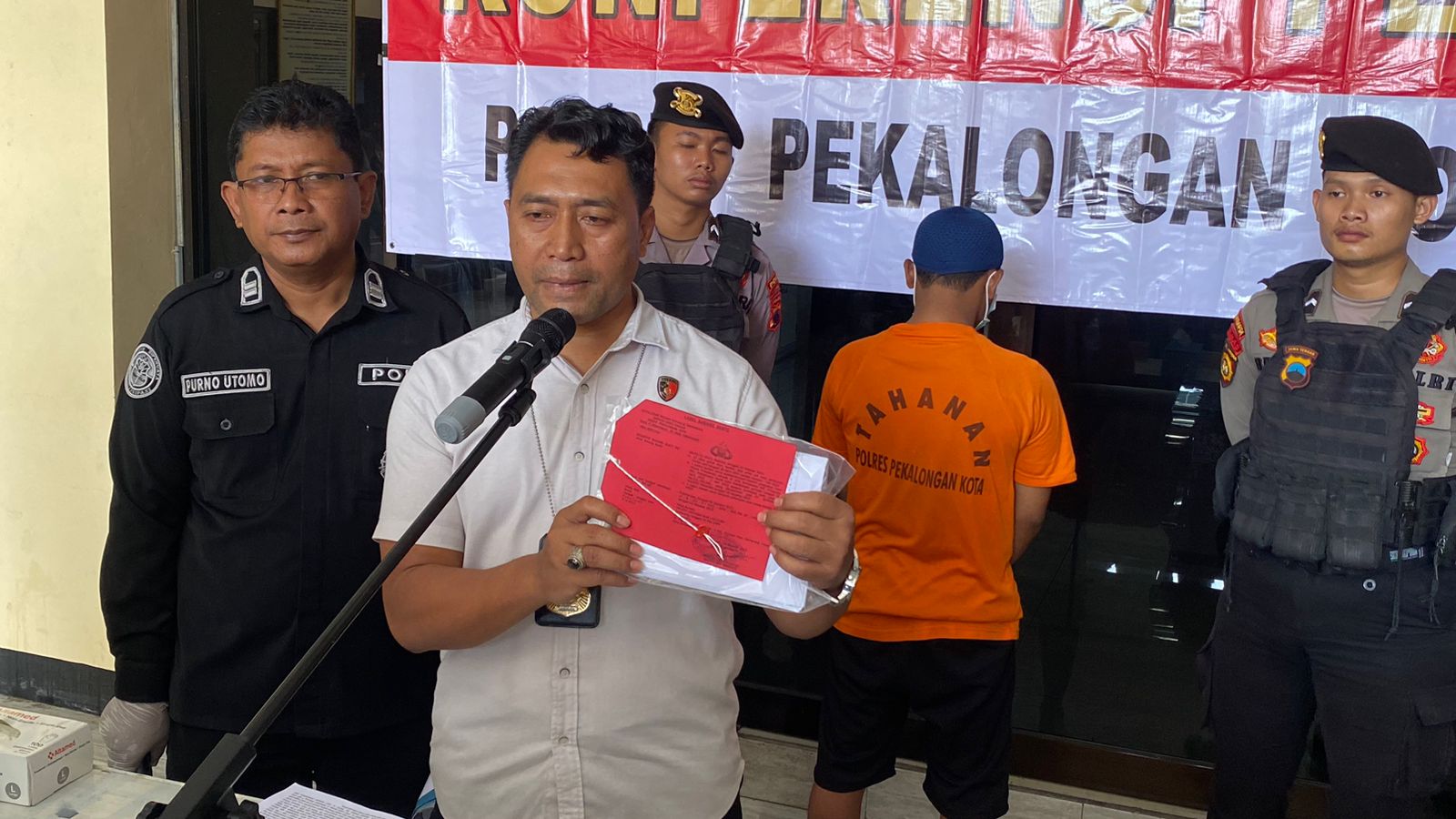 Kepala Toko Kepala Toko