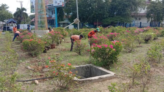 Pemeliharaan Taman