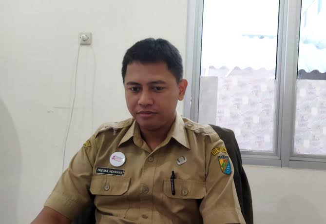 Trieska Herawan Trieska Herawan