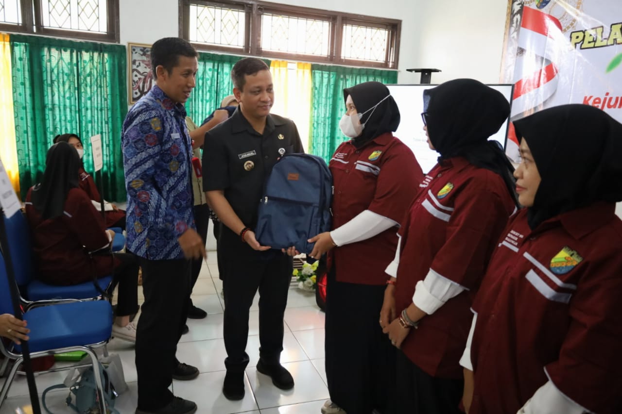 Pelatihan Pelatihan
