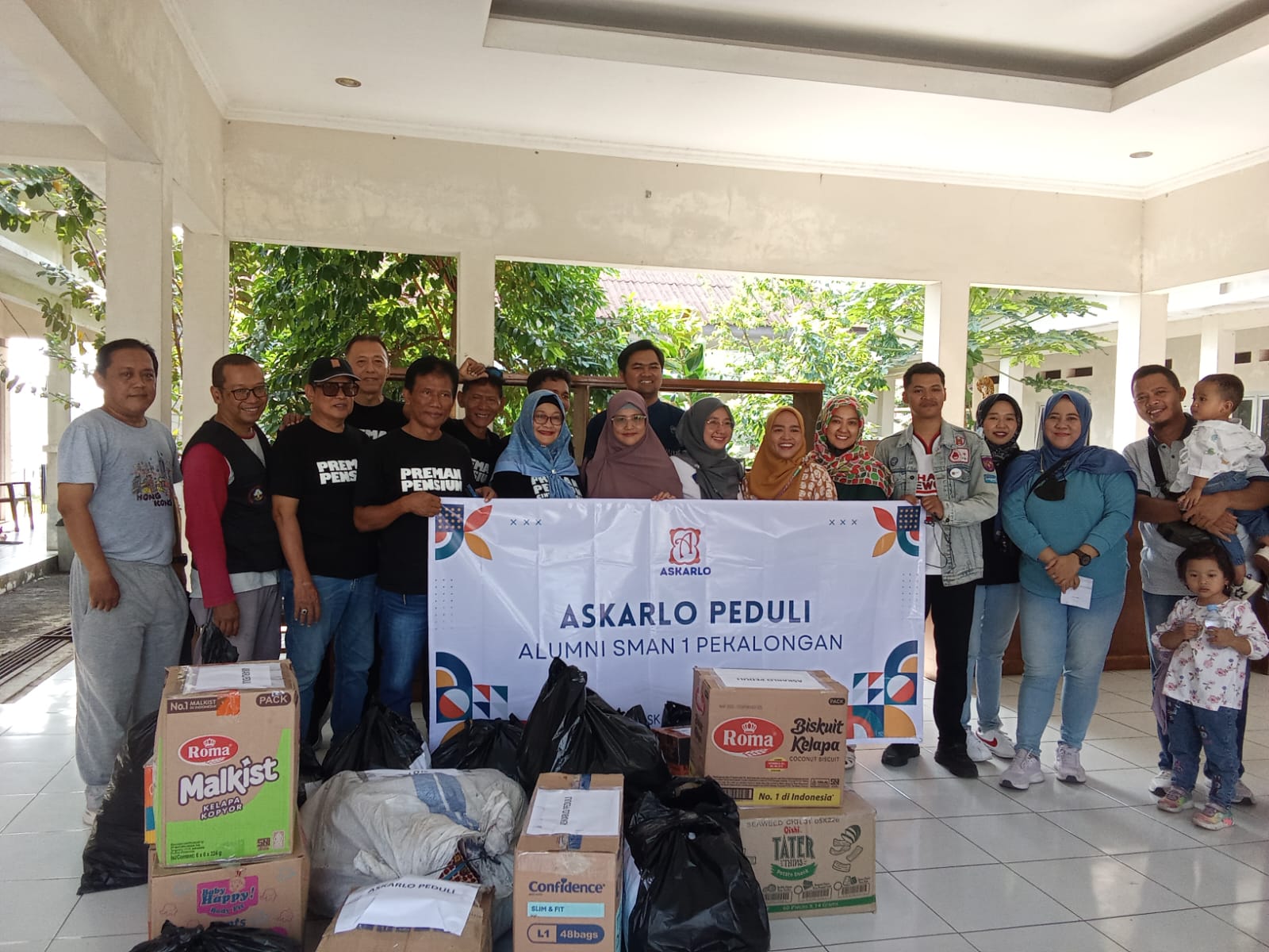 Askarlo Salurkan Bantuan untuk RPSBM Kota Pekalongan Askarlo Salurkan Bantuan untuk RPSBM Kota Pekalongan
