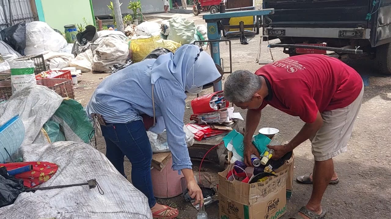 Dari Sampah Jadi Tabungan, Warga Pekalongan Mulai Berubah