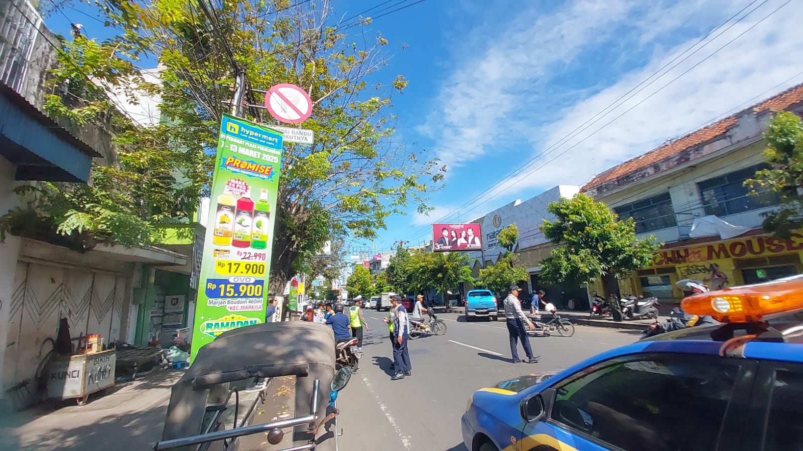 Dinhub dan Satlantas Tertibkan Parkir Liar di Alun-Alun