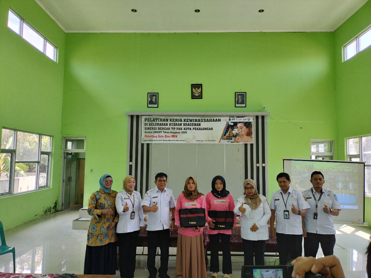 Dinperinaker Gelar Pelatihan MUA di Buaran Kradenan