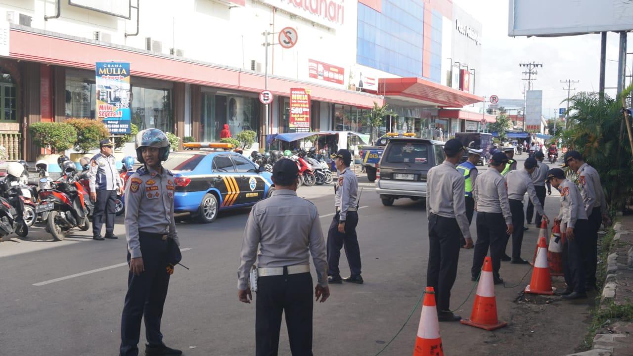 Dishub Kota Pekalongan Terus Tertibkan Juru Parkir Liar Dishub Kota Pekalongan Terus Tertibkan Juru Parkir Liar