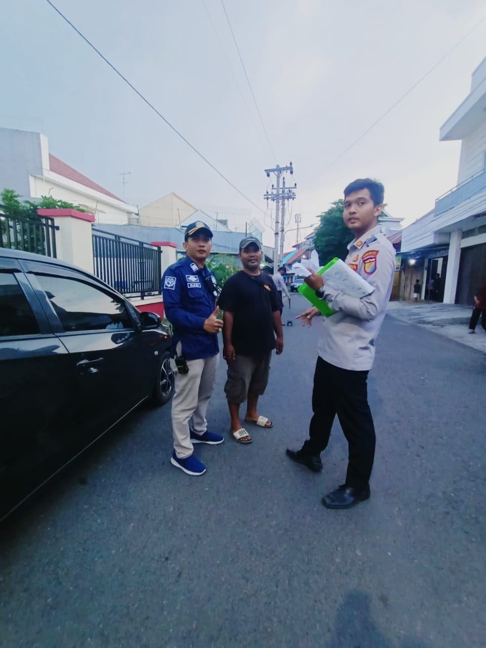 Dishub Tertibkan Parkir di Pasar Banjarsari, Pastikan Aktivitas Ekonomi Aman dan Lancar Dishub Tertibkan Parkir di Pasar Banjarsari, Pastikan Aktivitas Ekonomi Aman dan Lancar