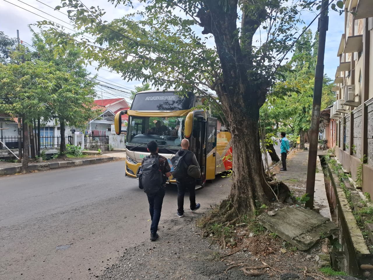 KPK Periksa Pejabat Pemkab di Aula Mapolres Pekalongan Kota