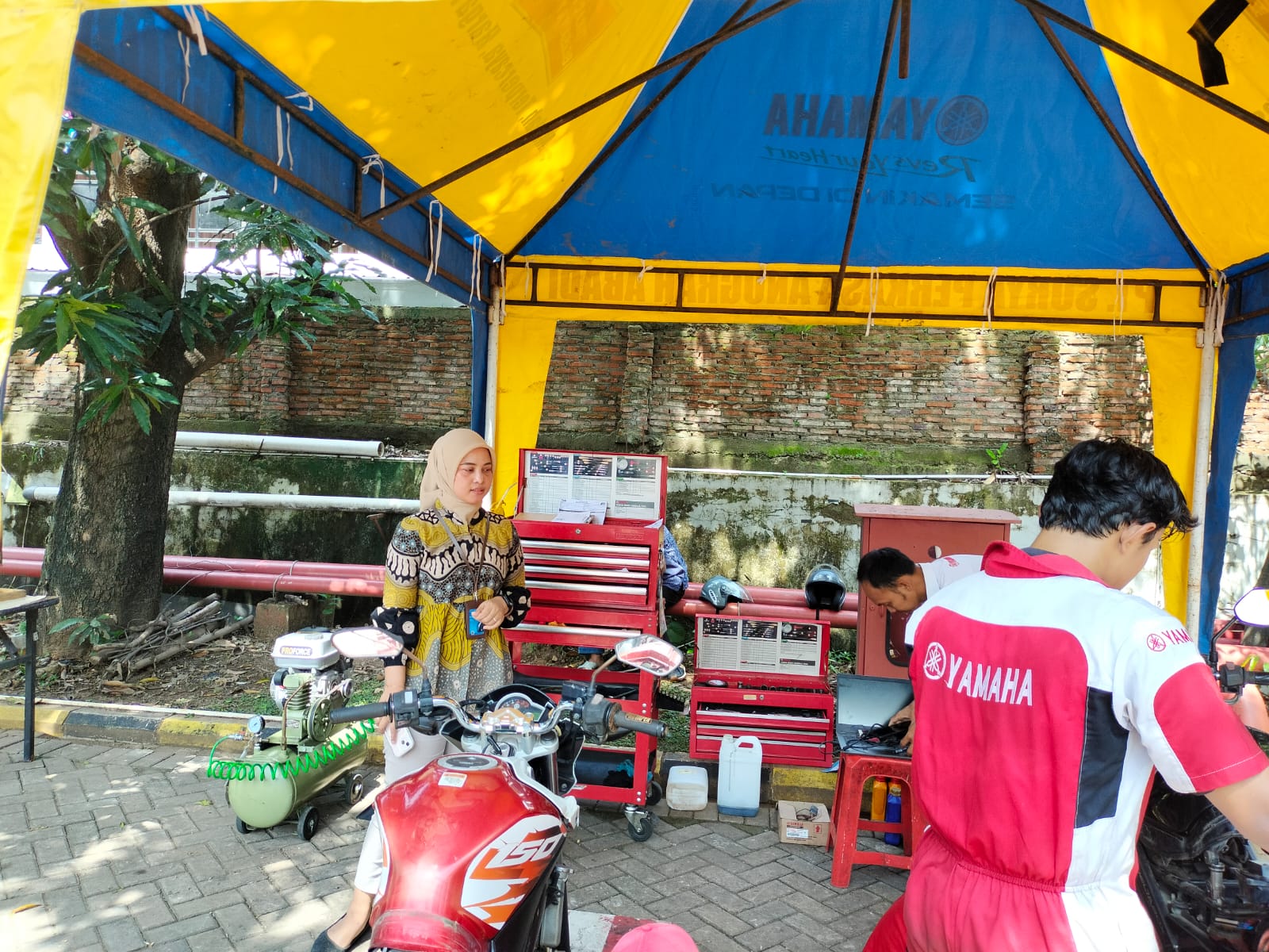 komunitas