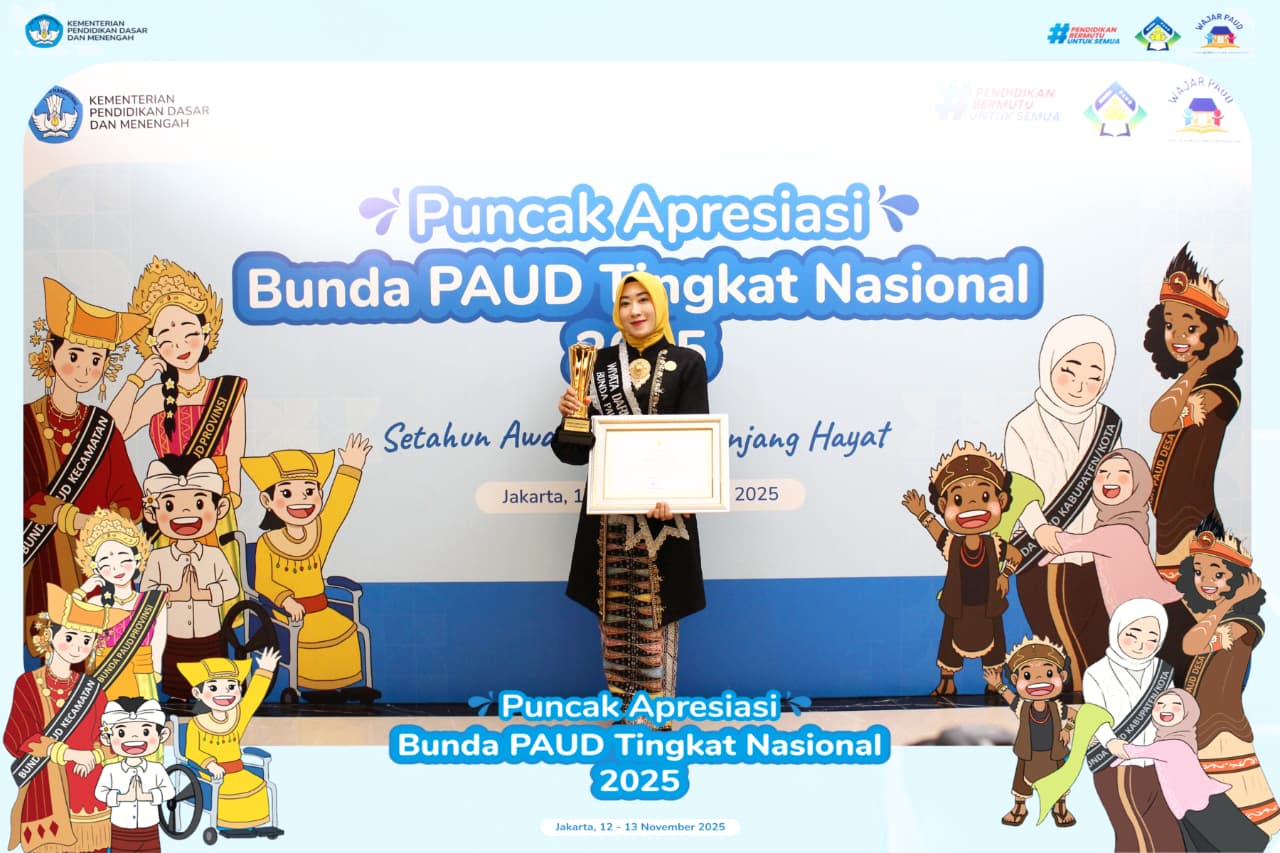Kota Batik Kembali Raih Penghargaan Wiyata Darma Madya Bunda PAUD 2025 Kota Batik Kembali Raih Penghargaan Wiyata Darma Madya Bunda PAUD 2025