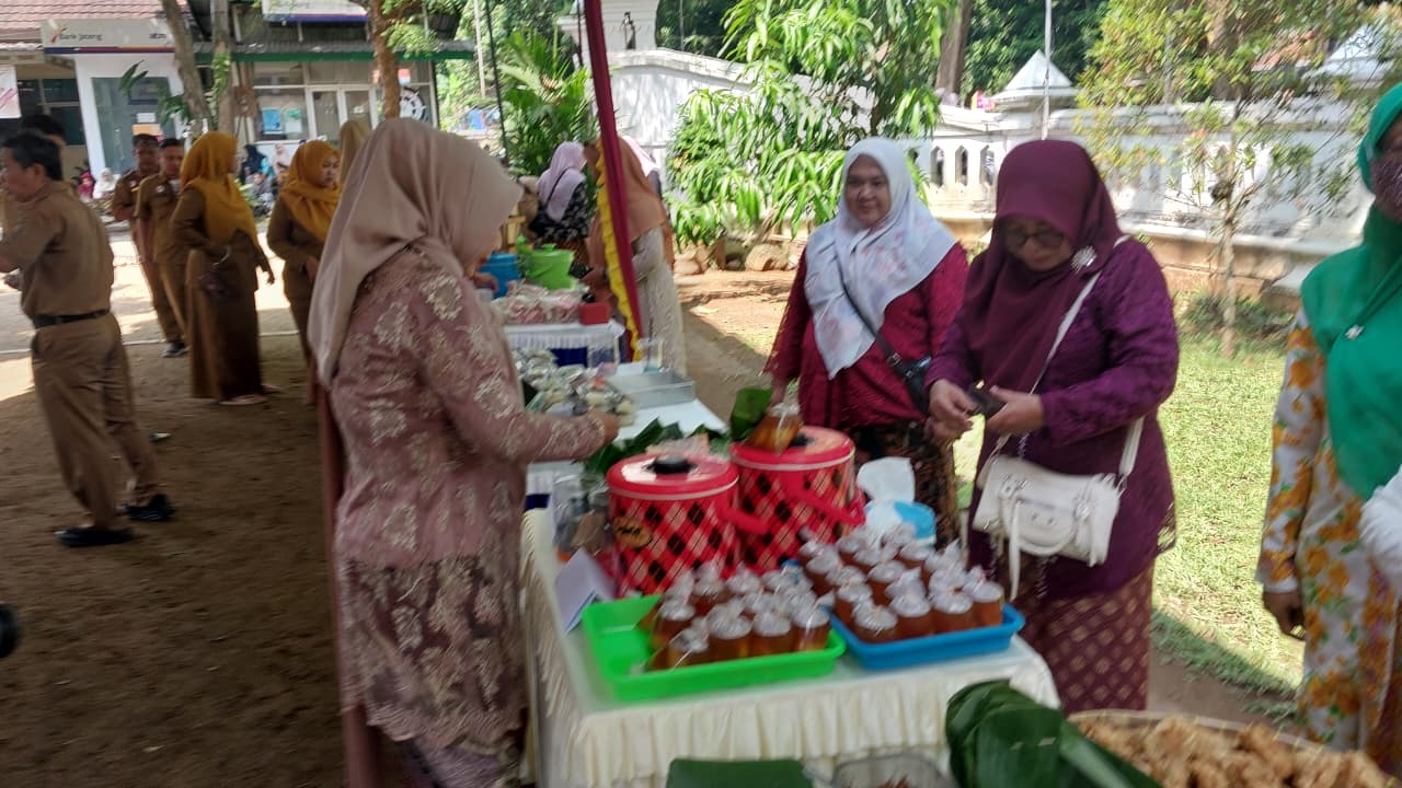Kreativitas Guru PAUD Meriahkan Kartini di Kecamatan Pekalongan Selatan Kreativitas Guru PAUD Meriahkan Kartini di Kecamatan Pekalongan Selatan