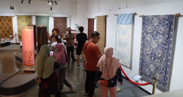 Liburan Tahun Baru Islam Kunjungan Ke Museum Batik Meningkat 