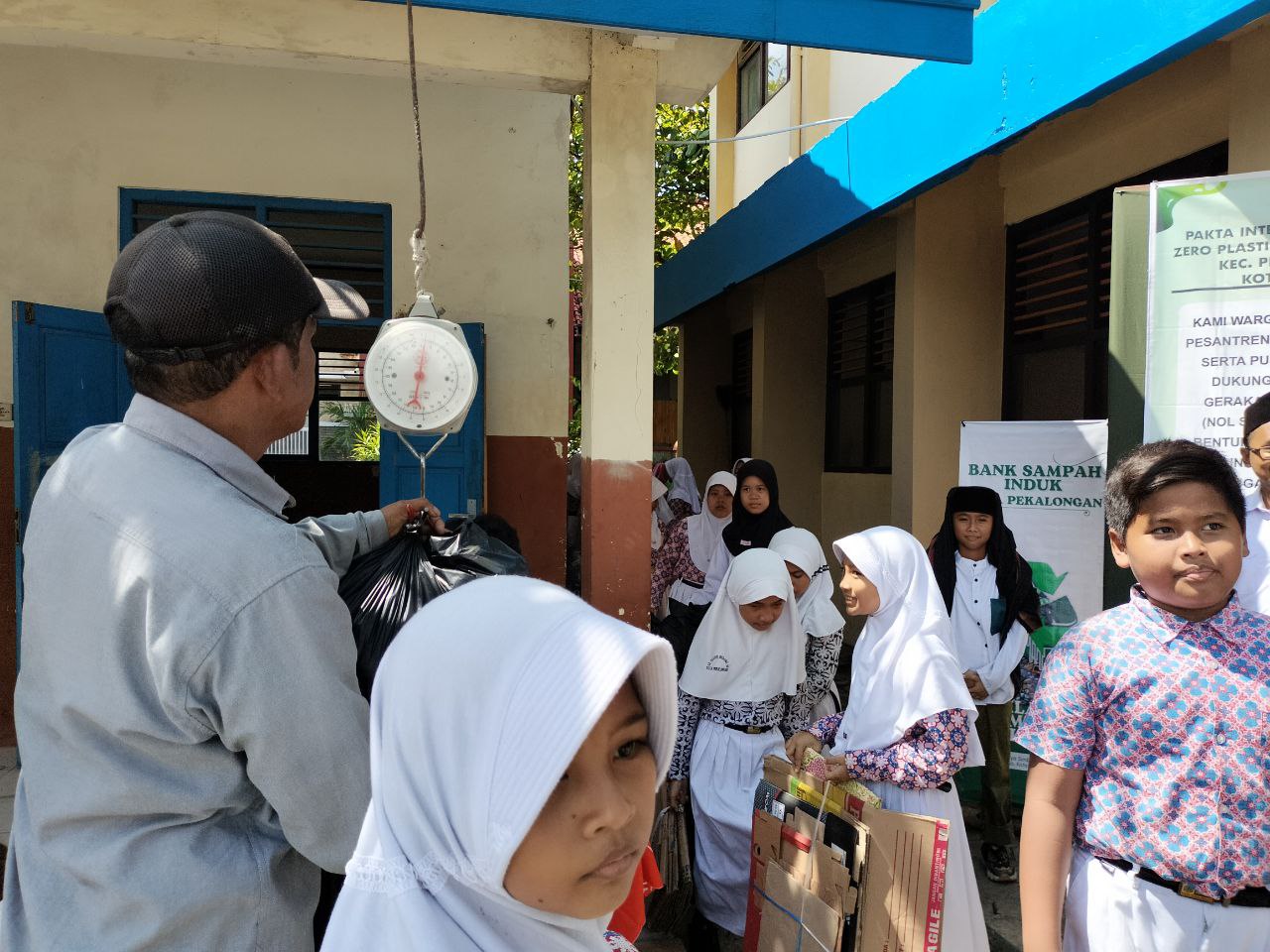 Medono Resik, Kelola Sampah Sekaligus Atasi Stunting