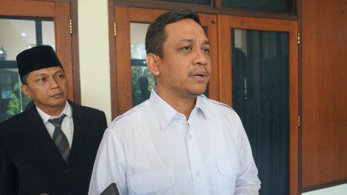 Pemkot Dukung Pembinaan Semi Militer Untuk Bentuk Disiplin Anak Pemkot Dukung Pembinaan Semi Militer Untuk Bentuk Disiplin Anak