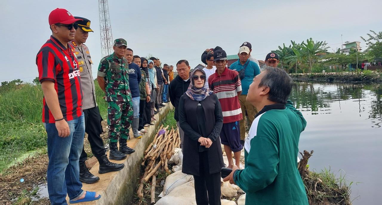 Pemkot Pekalongan Respons Cepat, Tanggul Jebol Sungai Bremi Ditangani Pemkot Pekalongan Respons Cepat, Tanggul Jebol Sungai Bremi Ditangani