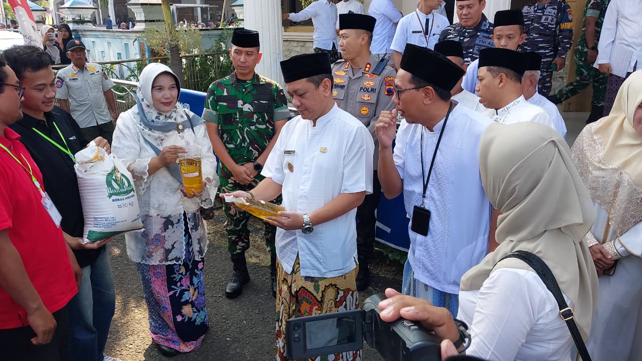 Pemkot Pekalongan Salurkan Cadangan Pangan Bagi 39 Ribu Warga