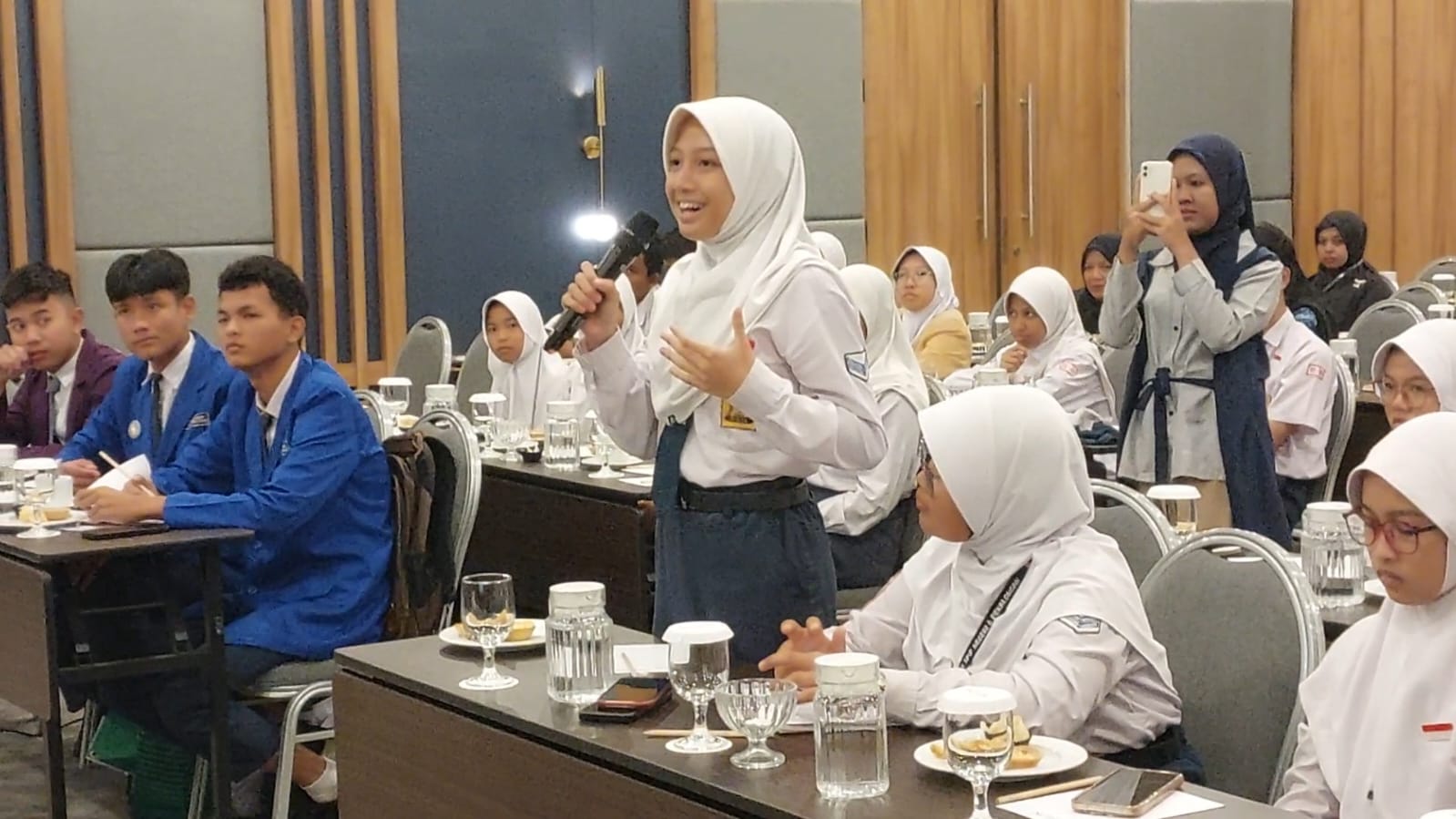 diskusi
