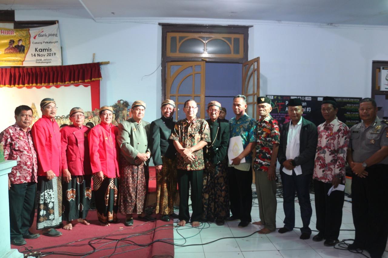 Peringati Hari Wayang Nasional, Pemkot Pekalongan Gelar Pagelaran Wayang Kulit Peringati Hari Wayang Nasional, Pemkot Pekalongan Gelar Pagelaran Wayang Kulit