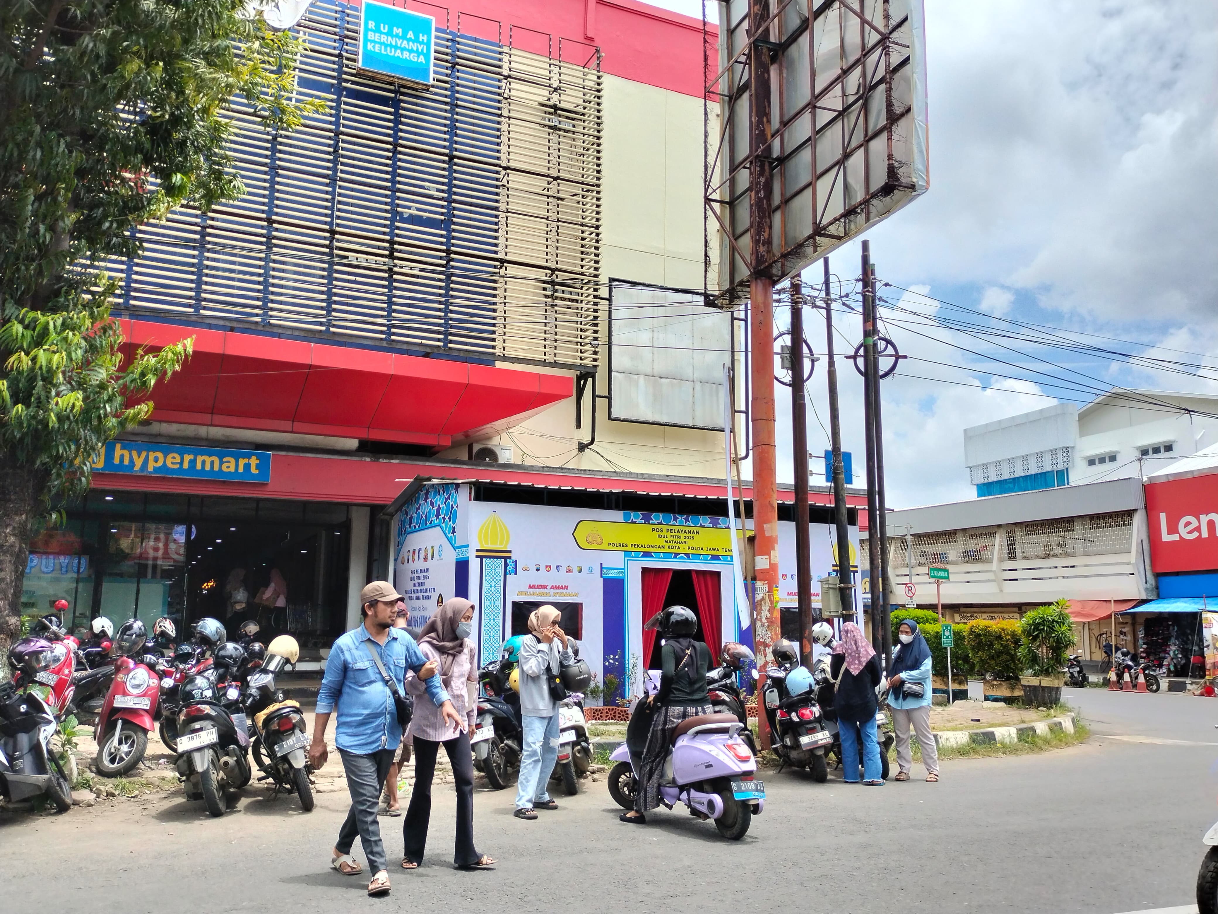 Posko Lebaran Alun-Alun Mulai Di Operasikan