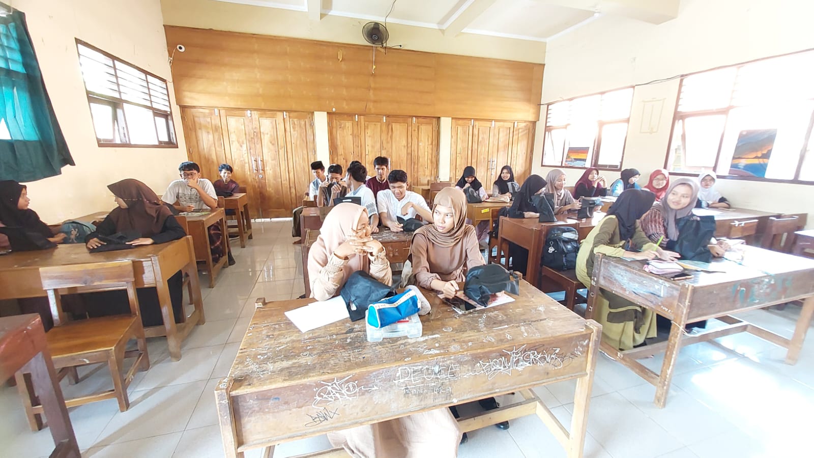 Program MBG  di SMAN 2 Pekalongan Bantu Siswa Kurang Mampu