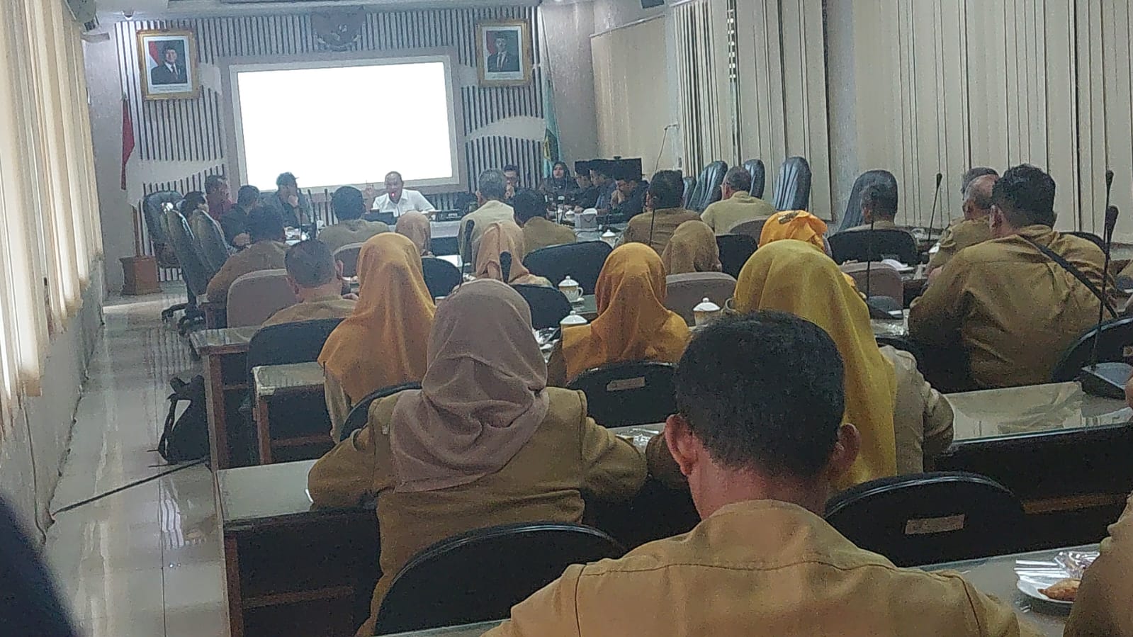 Pemkot Akan Sangsi Pembuang Sampah Liar