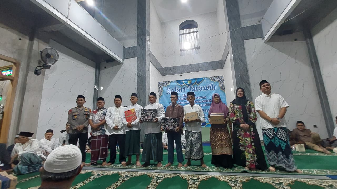Safari Tarawih Pemkot Serap Aspirasi Warga Pekalongan Safari Tarawih Pemkot Serap Aspirasi Warga Pekalongan