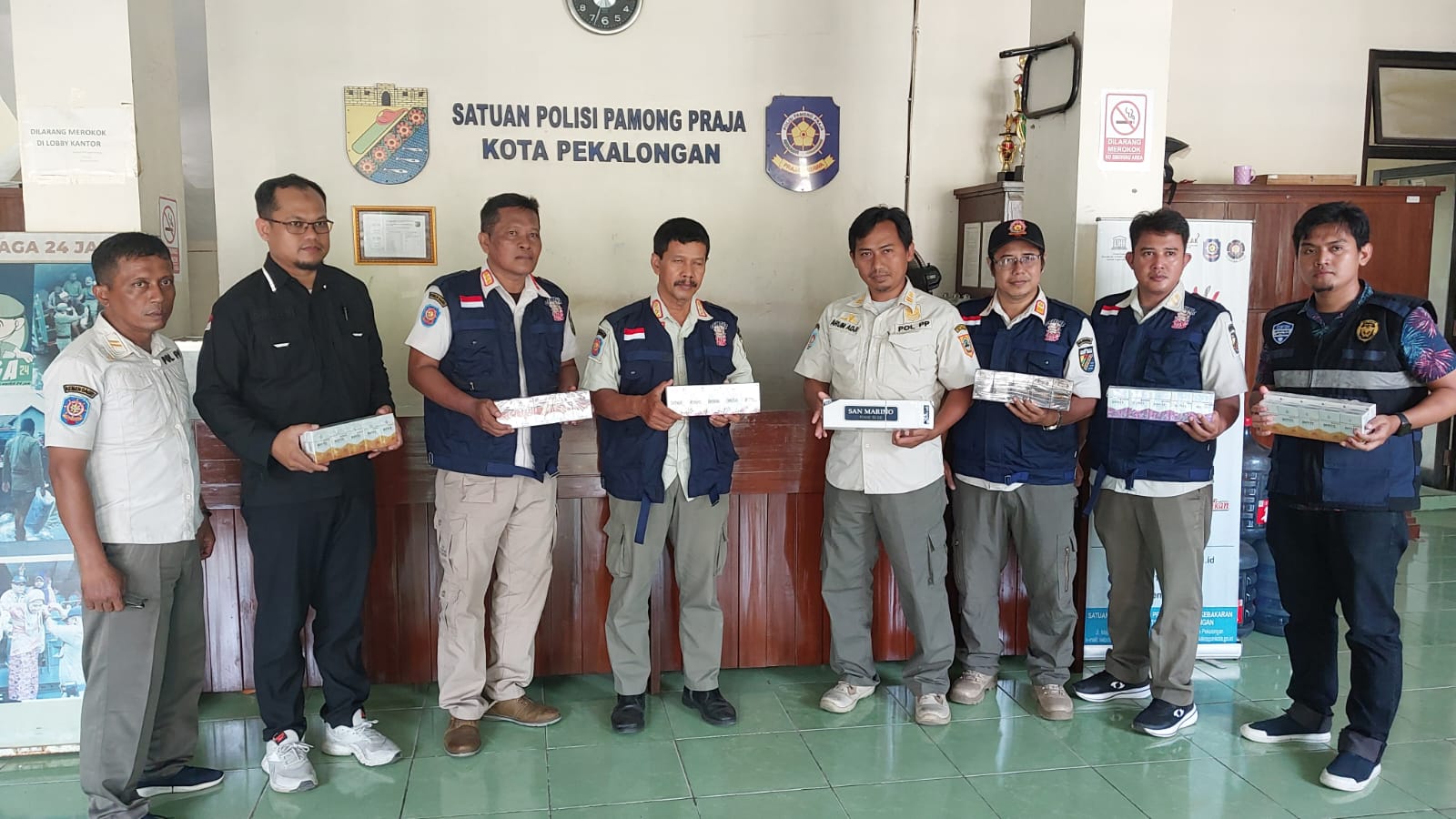 Satgas DBHCHT Sita Ribuan Batang Rokok Ilegal di Pekalongan Satgas DBHCHT Sita Ribuan Batang Rokok Ilegal di Pekalongan