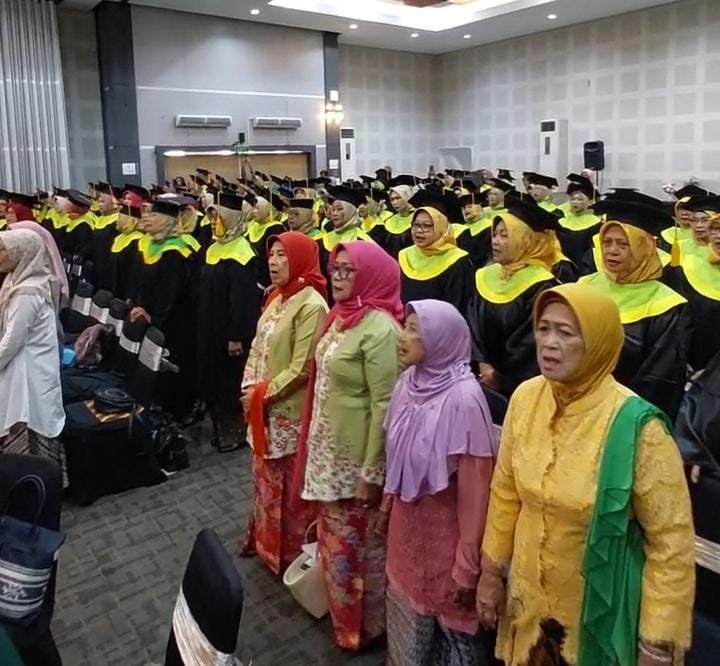 Sekolah Lansia Kota Pekalongan Raih Apresiasi BKKBN Jawa Tengah Sekolah Lansia Kota Pekalongan Raih Apresiasi BKKBN Jawa Tengah