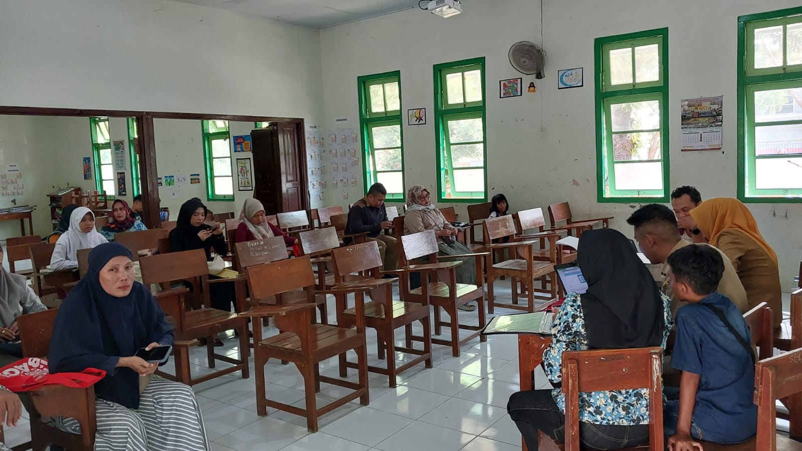Transisi TK ke SD, Bunda PAUD Pantau Langsung Penerimaan Murid Baru Transisi TK ke SD, Bunda PAUD Pantau Langsung Penerimaan Murid Baru