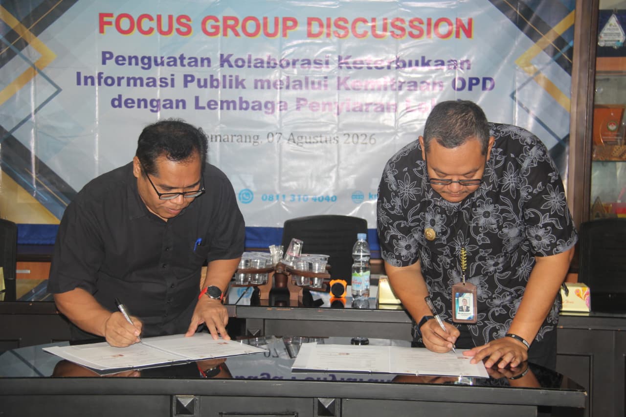 Penandatanganan MoU KPID dan KI Penandatanganan MoU KPID dan KI